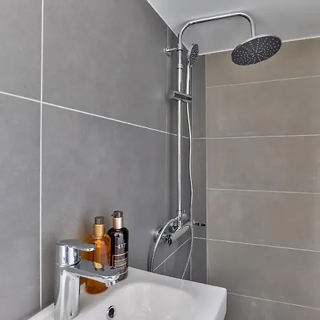 Appartamento Urban Flat 117 - Charming 3bdr In