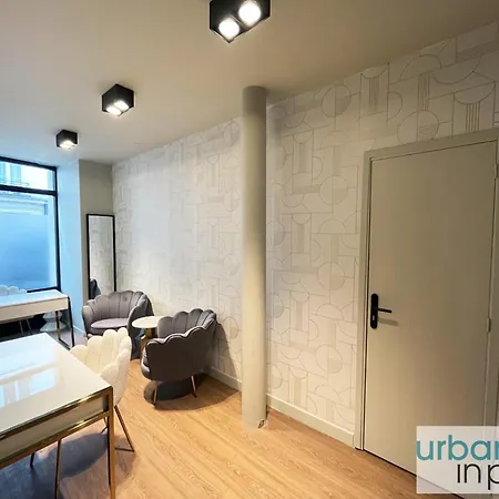 Appartamento Urban Flat 117 - Charming 3bdr In *